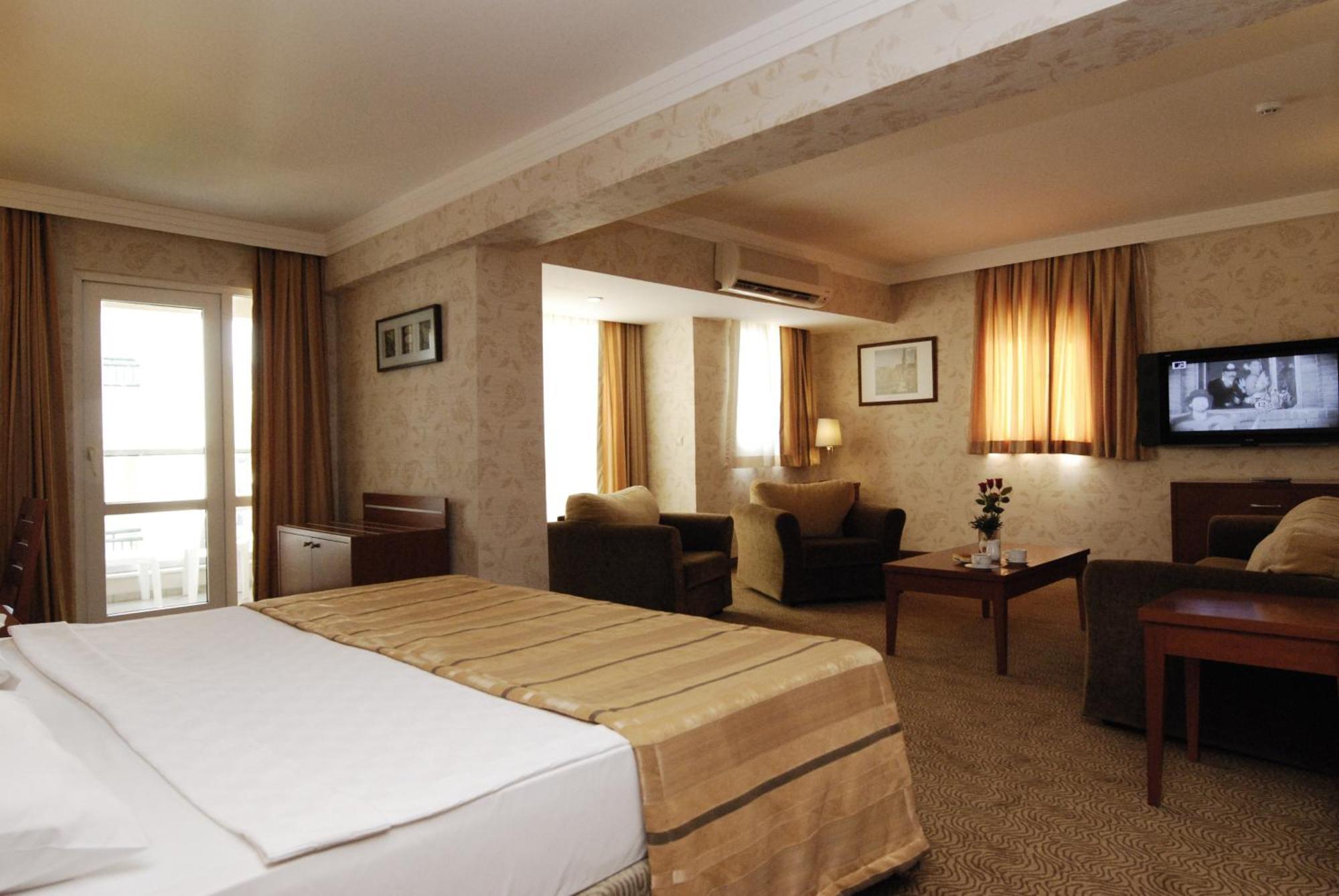 Julian Club Hotel Marmaris Phòng bức ảnh