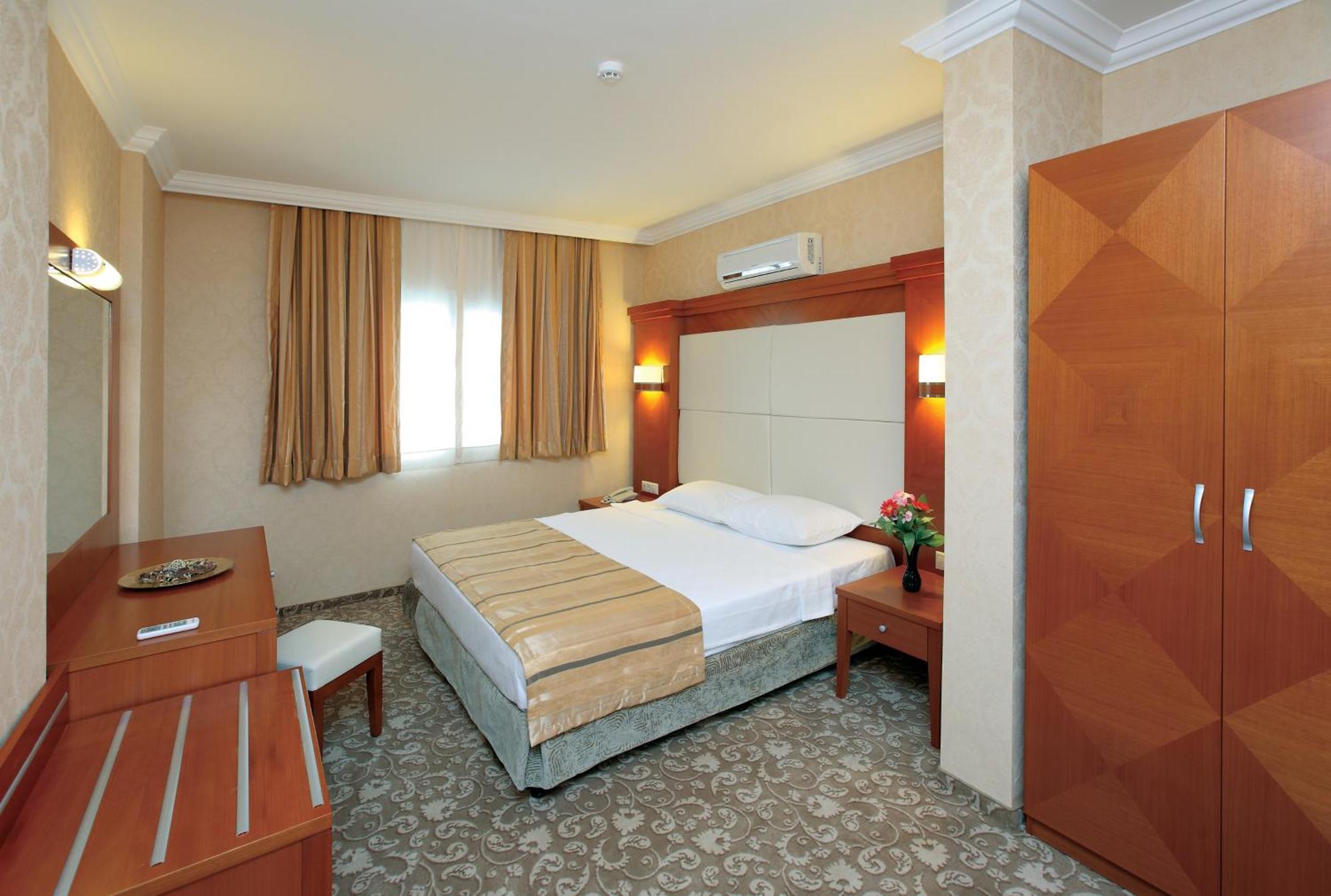 Julian Club Hotel Marmaris Phòng bức ảnh